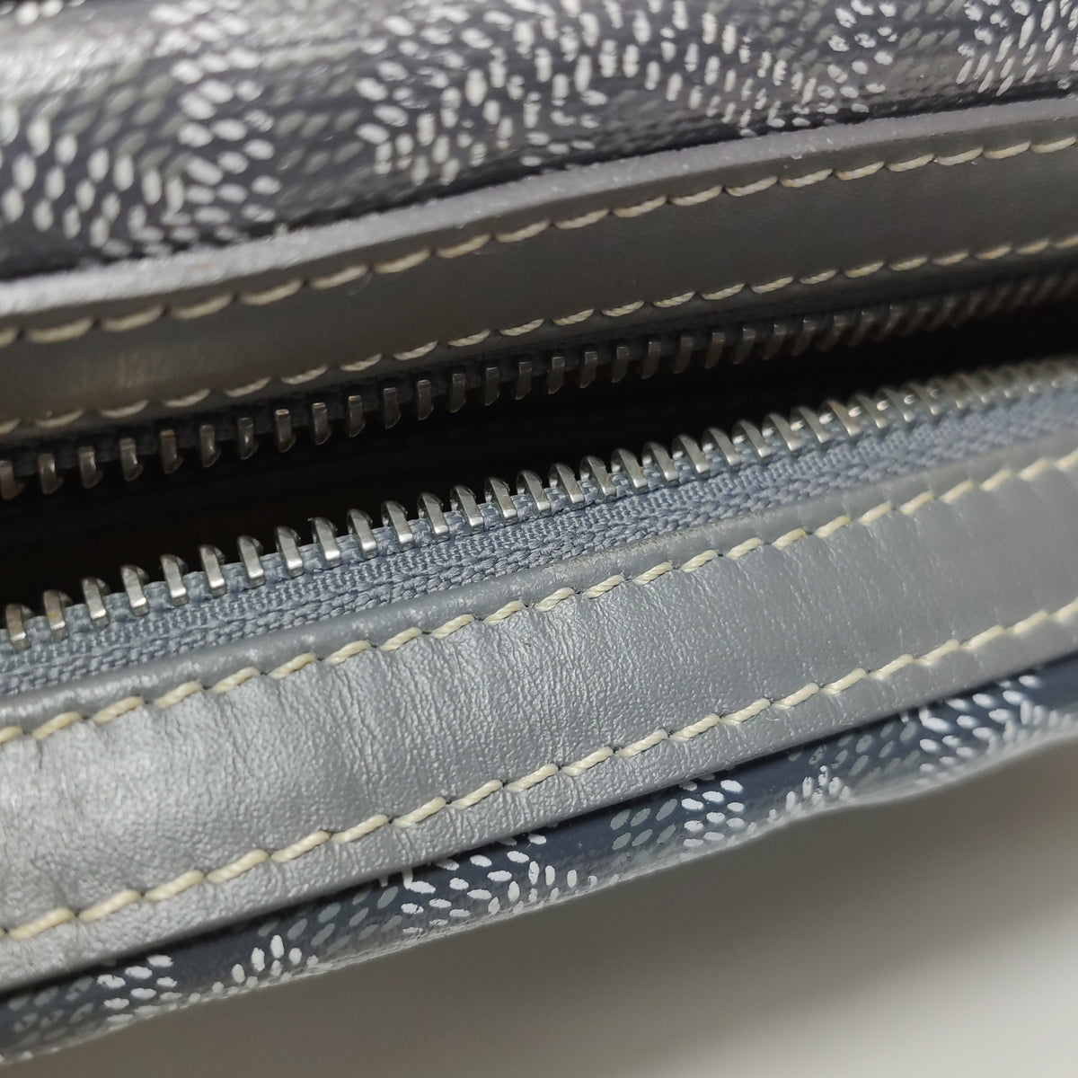 Goyard Cap Vert Crossbody Gray