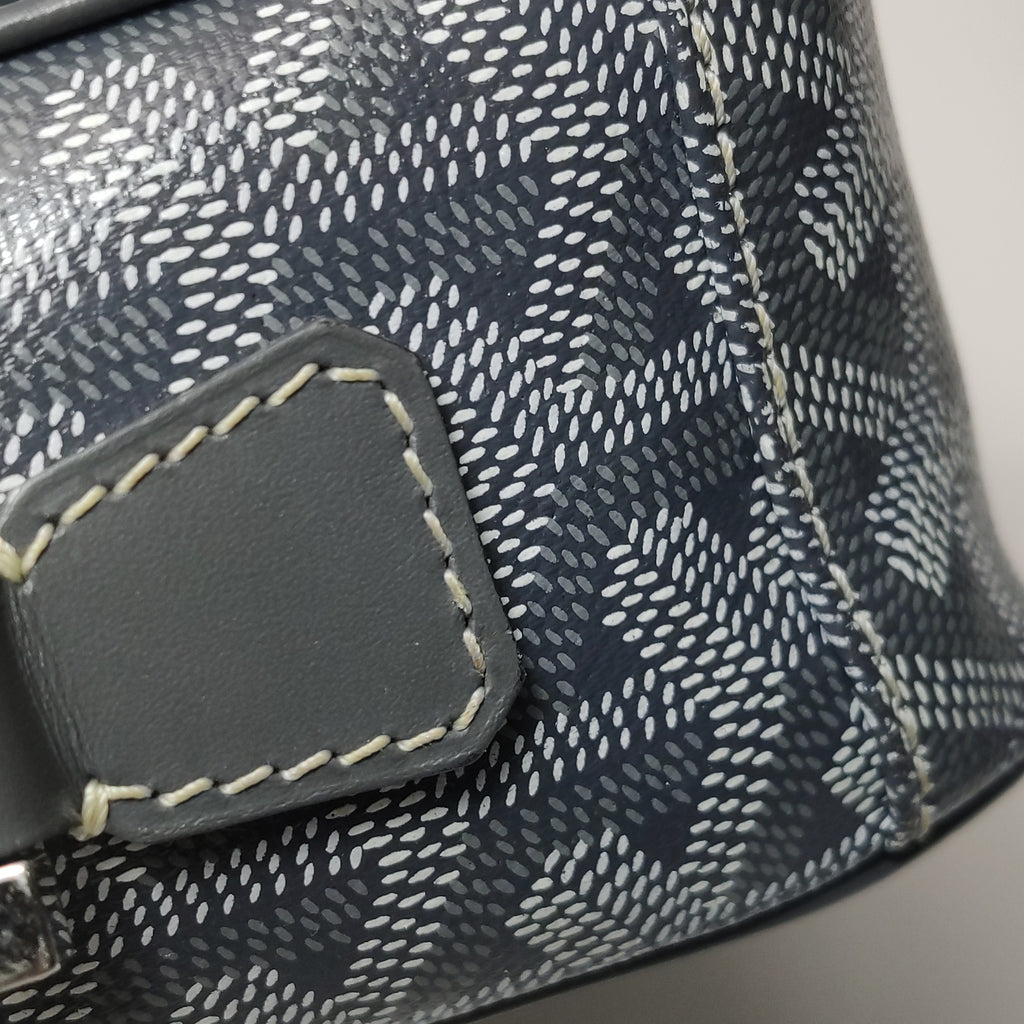 Goyard Cap Vert Crossbody Gray