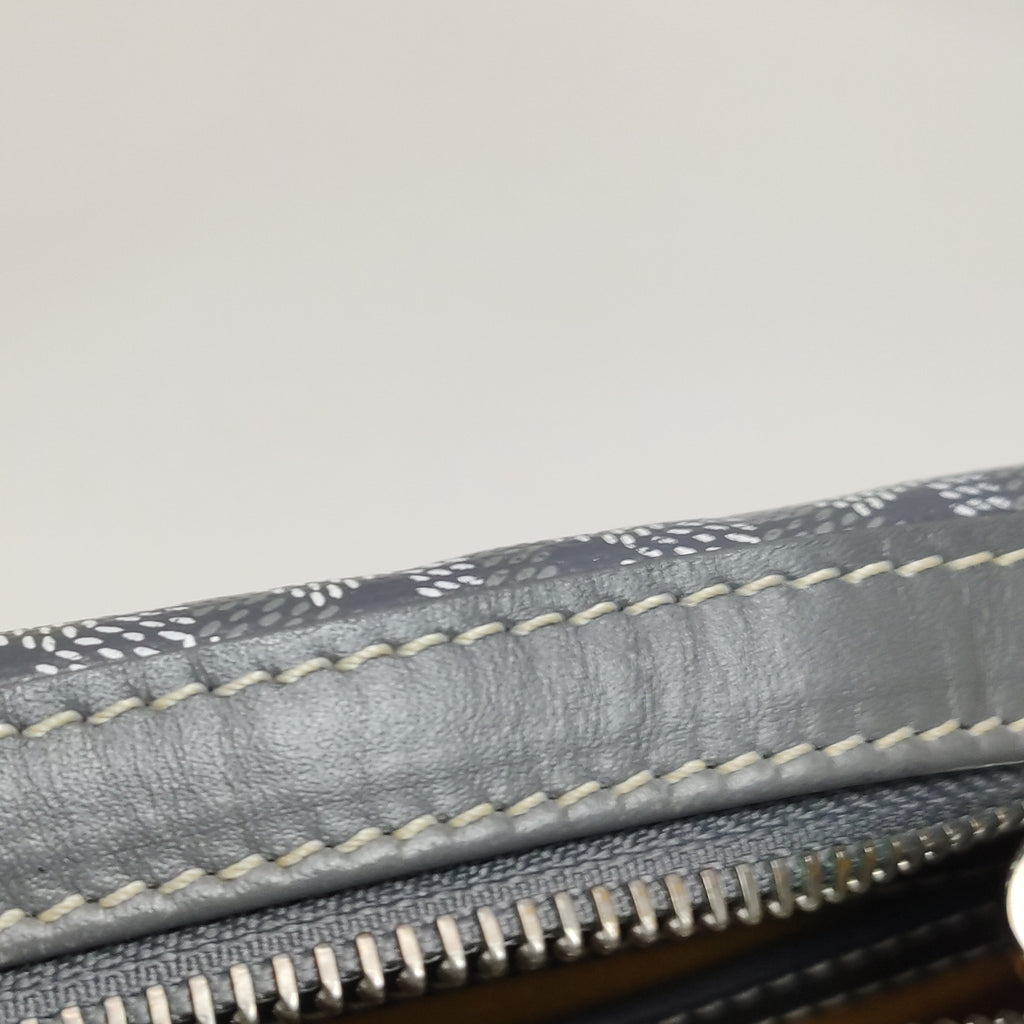 Goyard Cap Vert Crossbody Gray