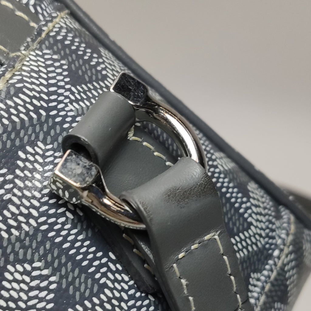 Goyard Cap Vert Crossbody Gray
