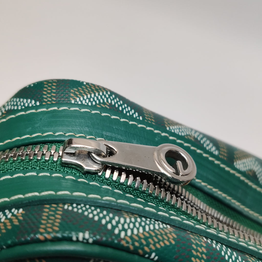 Goyard Cap Vert Crossbody Green