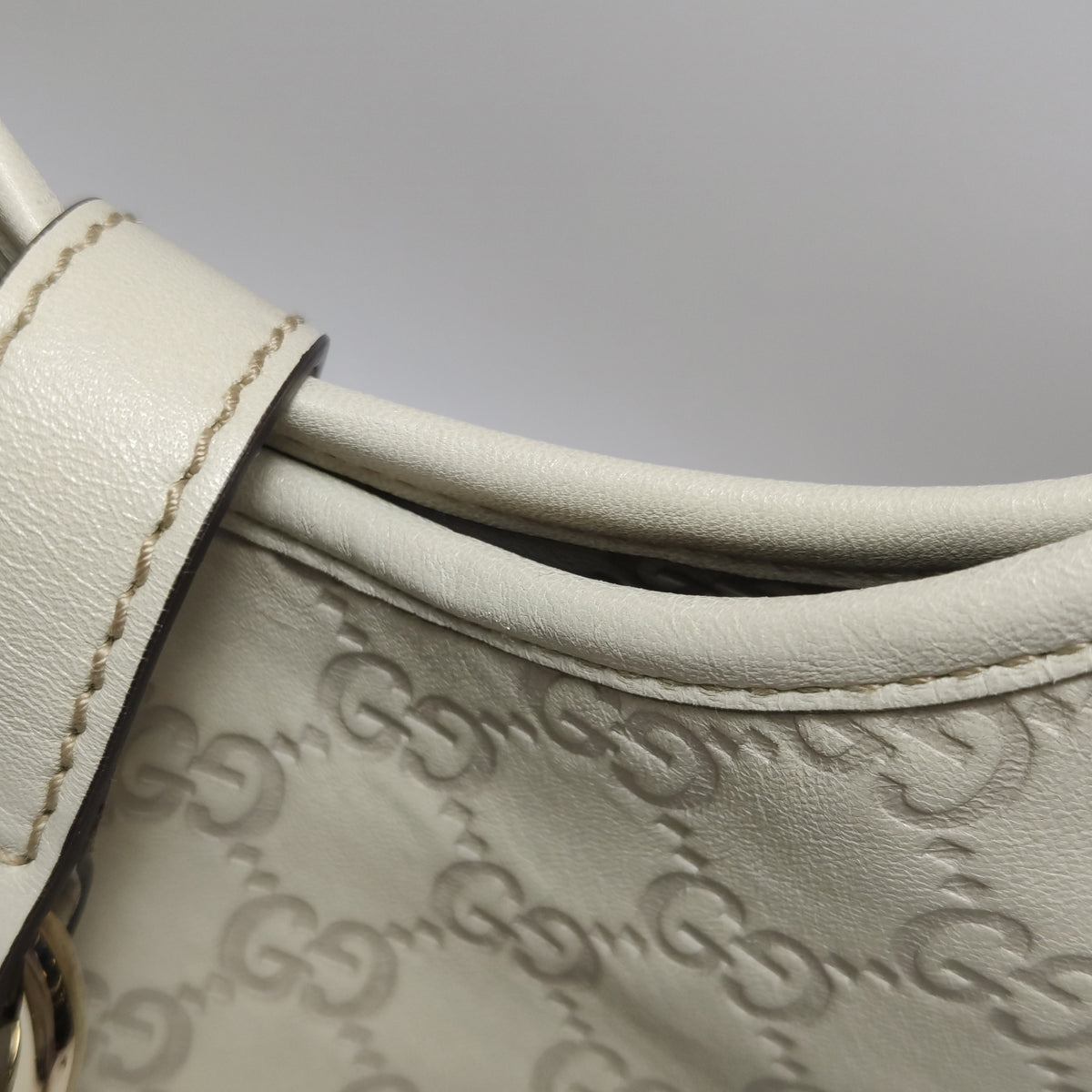 Gucci Jackie Bardot Guccissima Shoulder Bag White