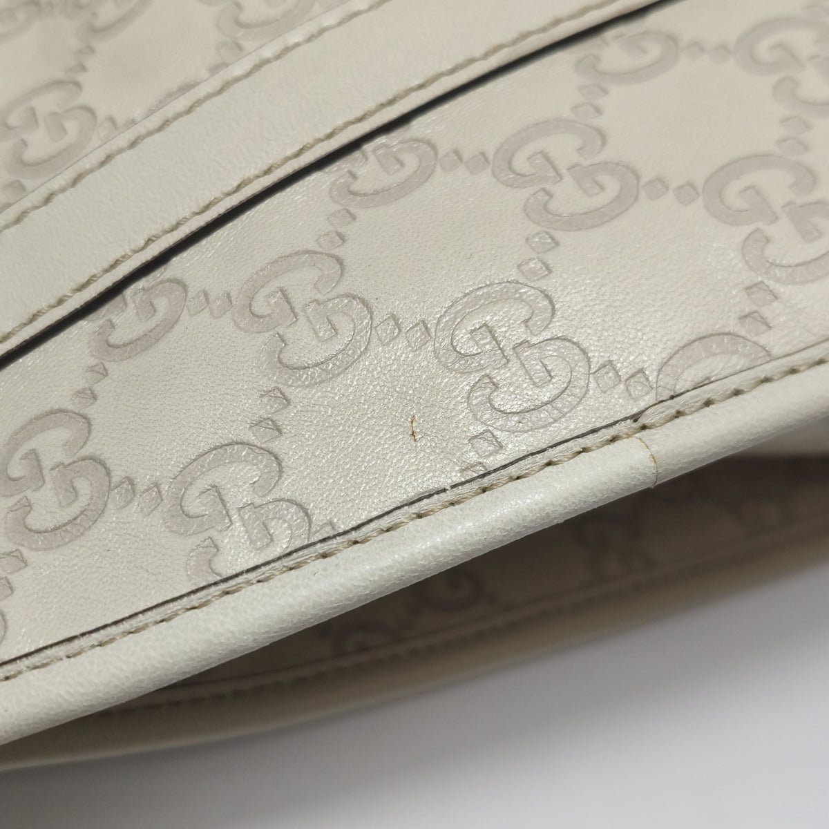 Gucci Jackie Bardot Guccissima Shoulder Bag White