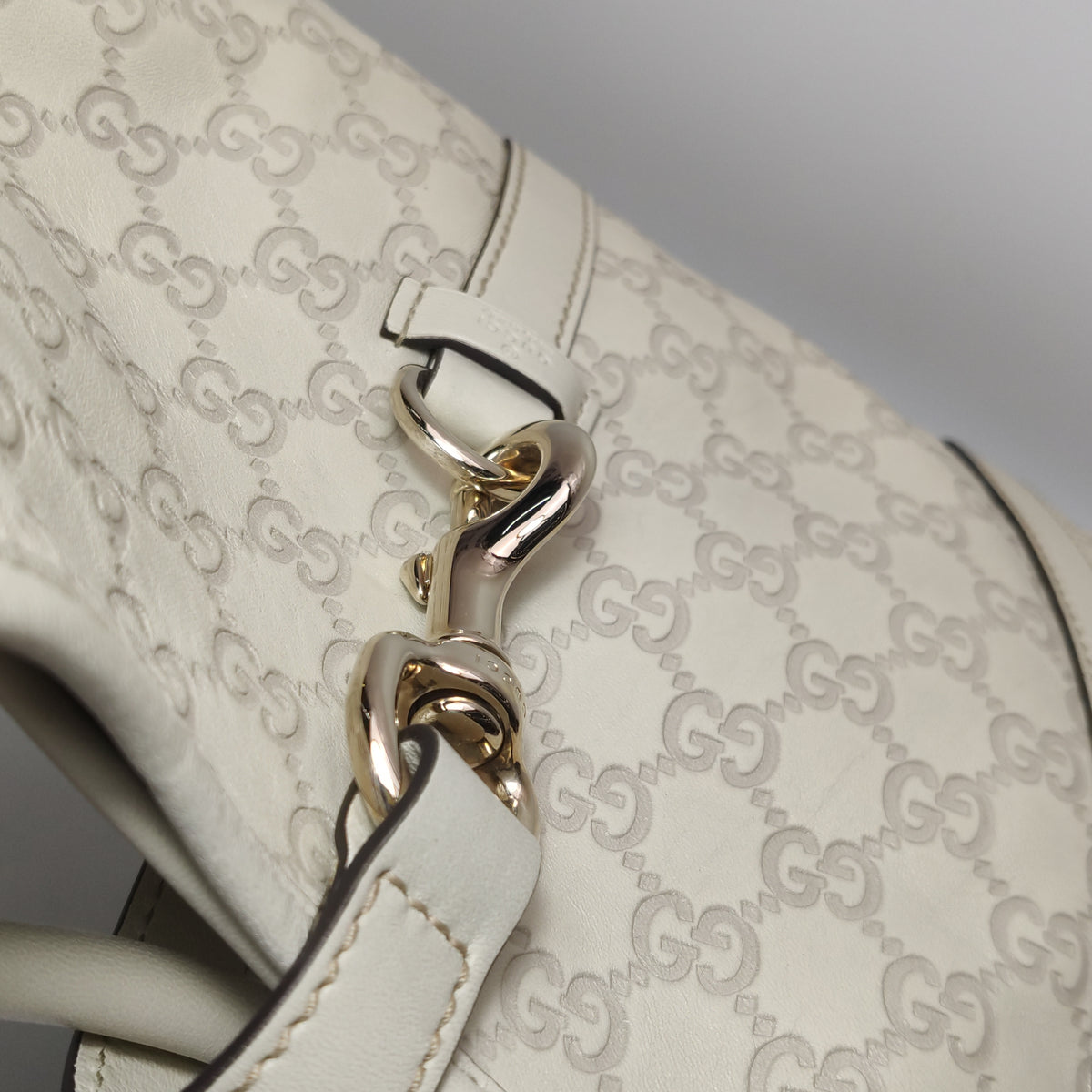 Gucci Jackie Bardot Guccissima Shoulder Bag White