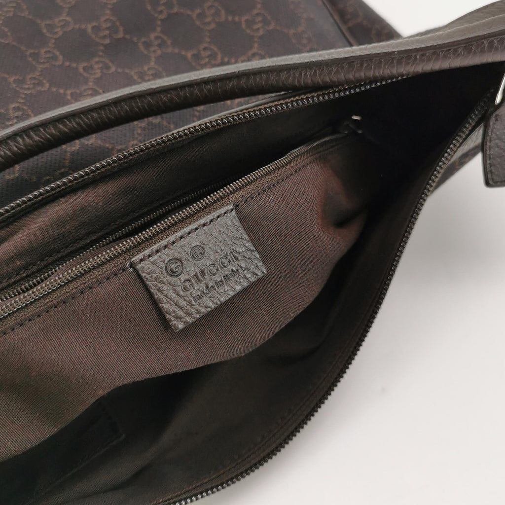 Gucci Abbey Pocket Hobo Shoulder Bag Brown