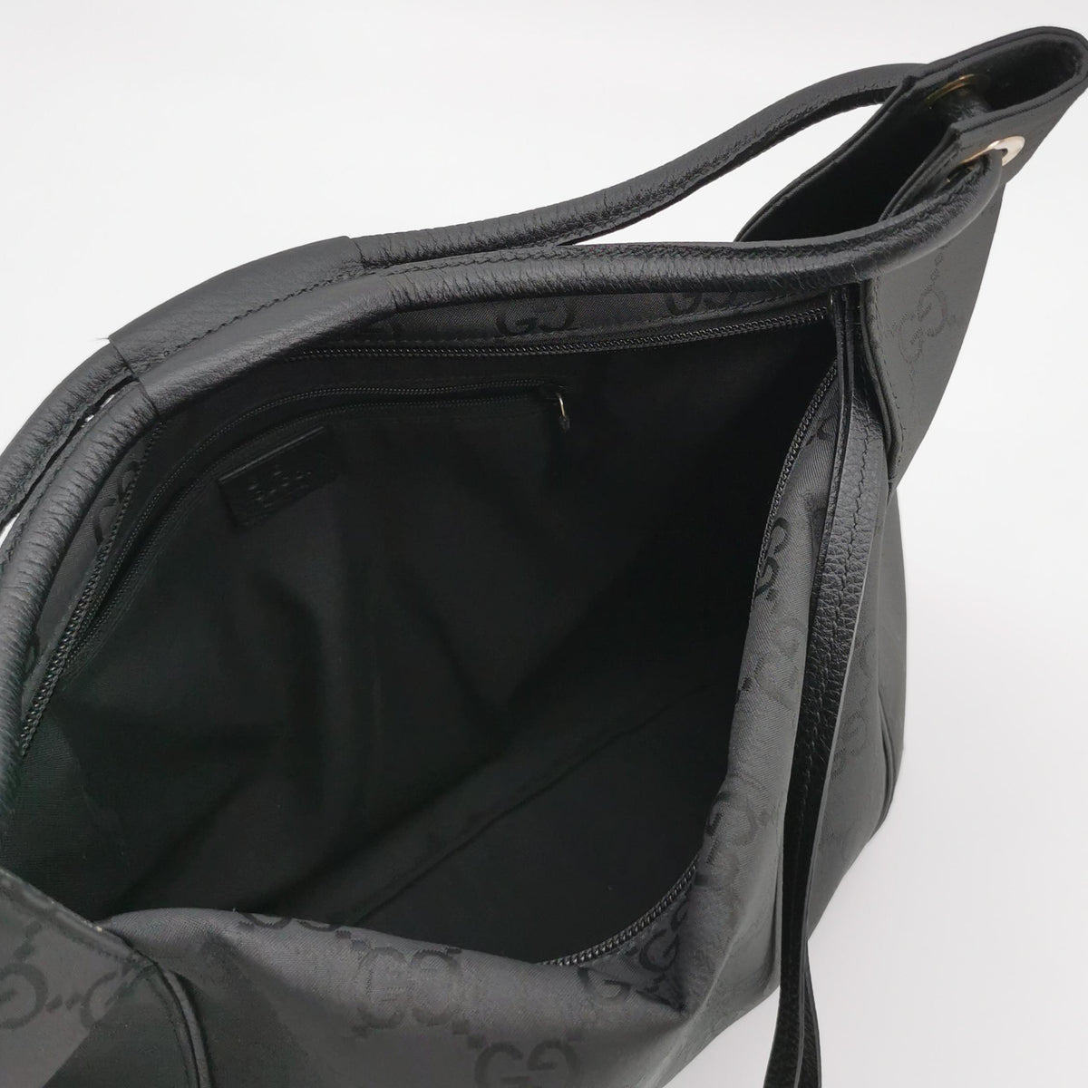 Gucci GG Nylon Hobo Black