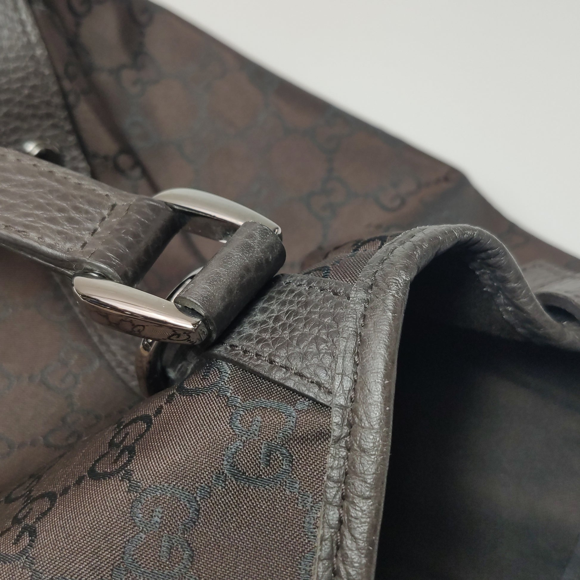 Gucci Abbey Hobo Dark Brown