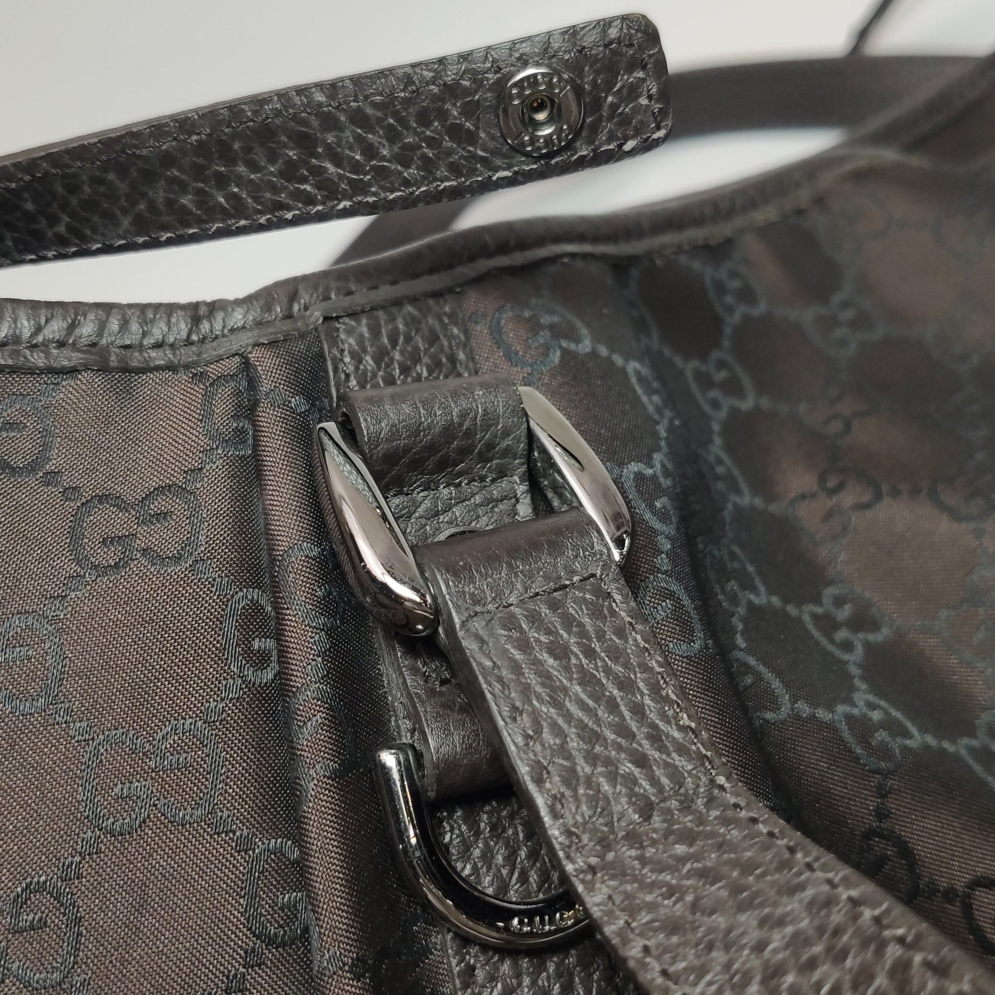 Gucci Abbey Hobo Dark Brown