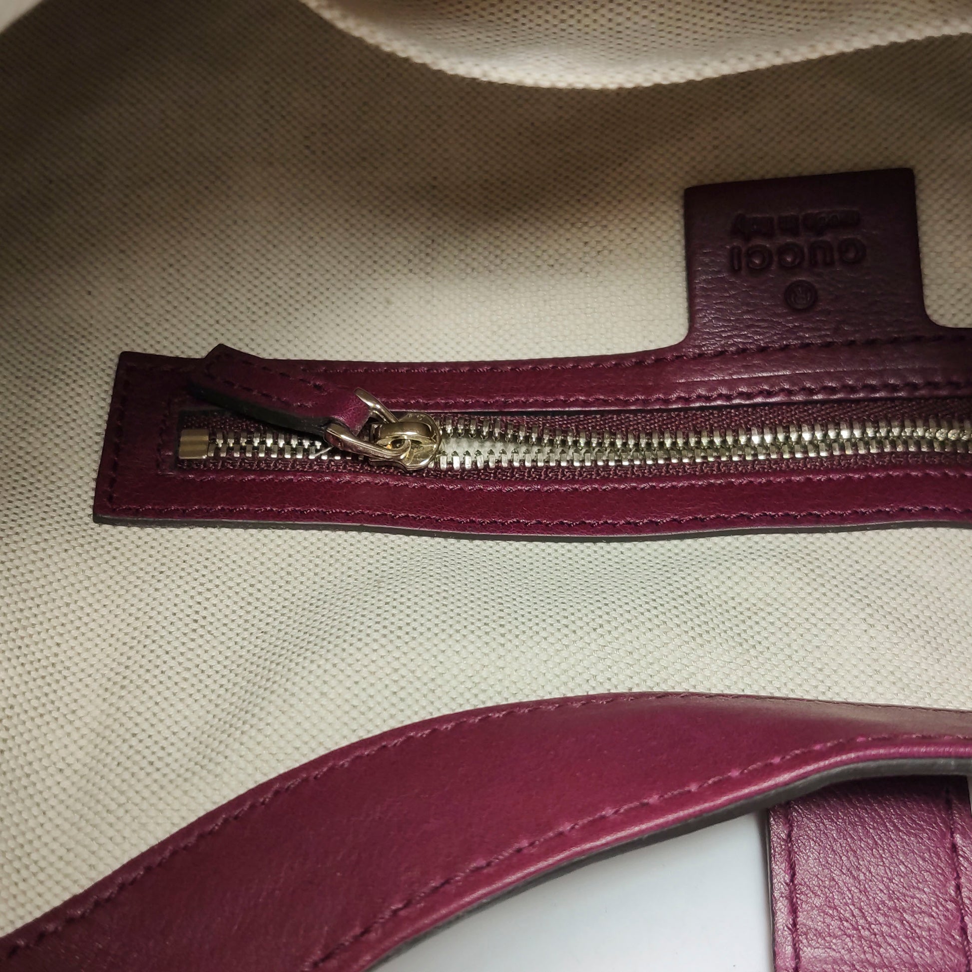 Gucci Jackie Medium Dark Red