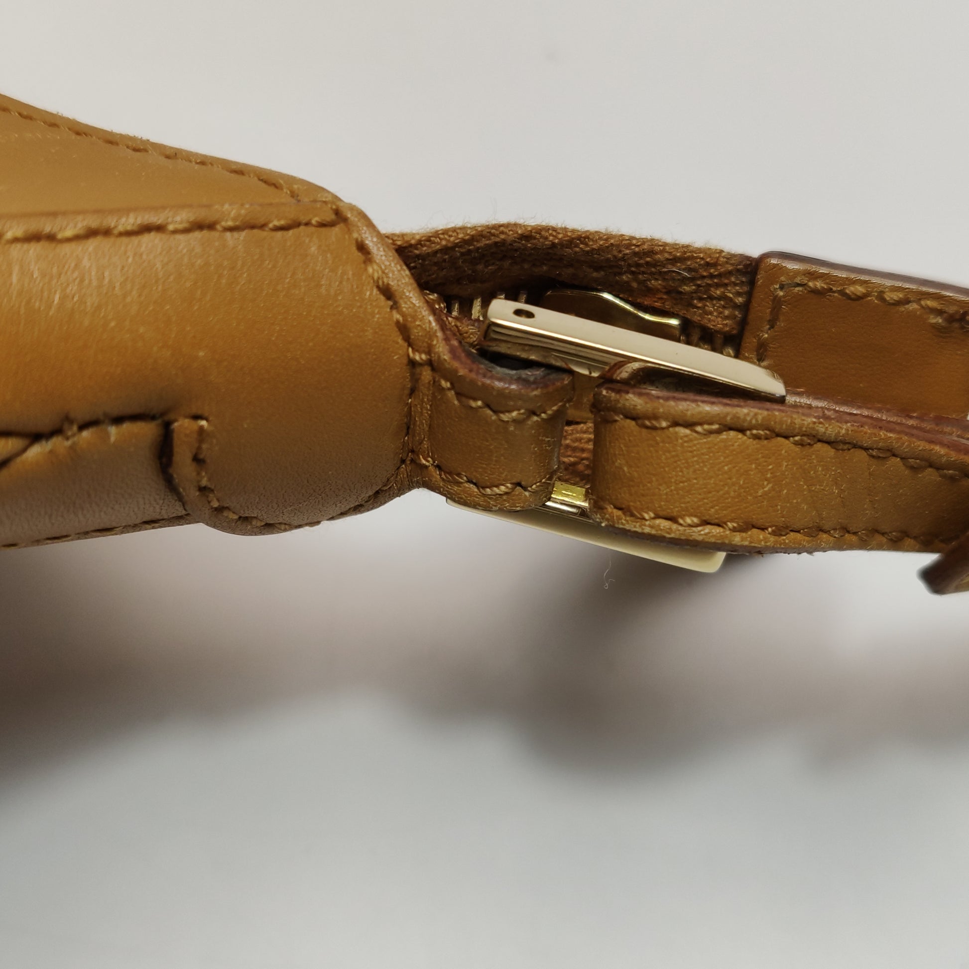 Gucci Jackie Suede Trim Pink