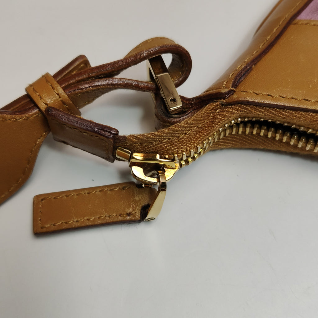 Gucci Jackie Suede Trim Pink