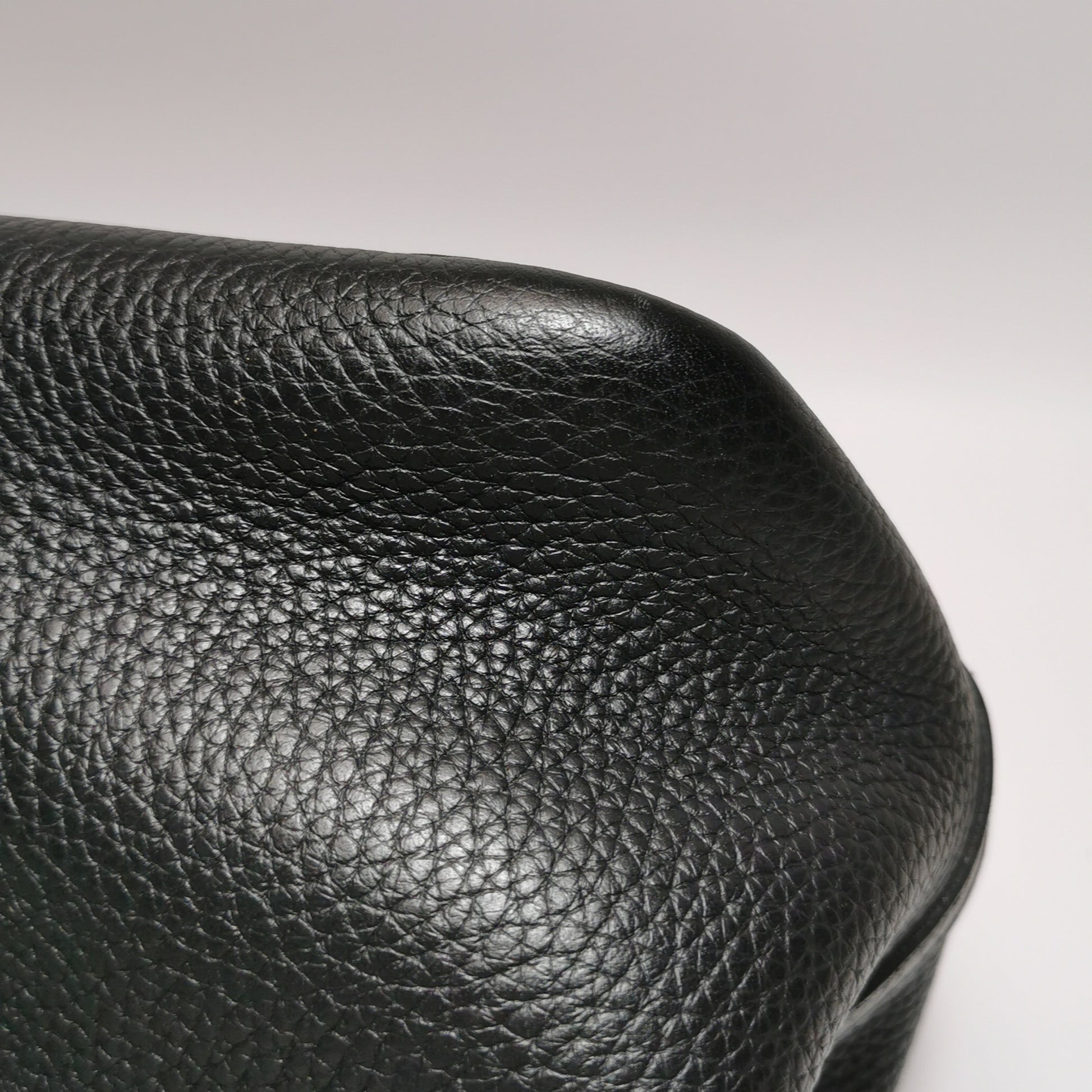 Hermès Picotin 18 Clemence Black GHW