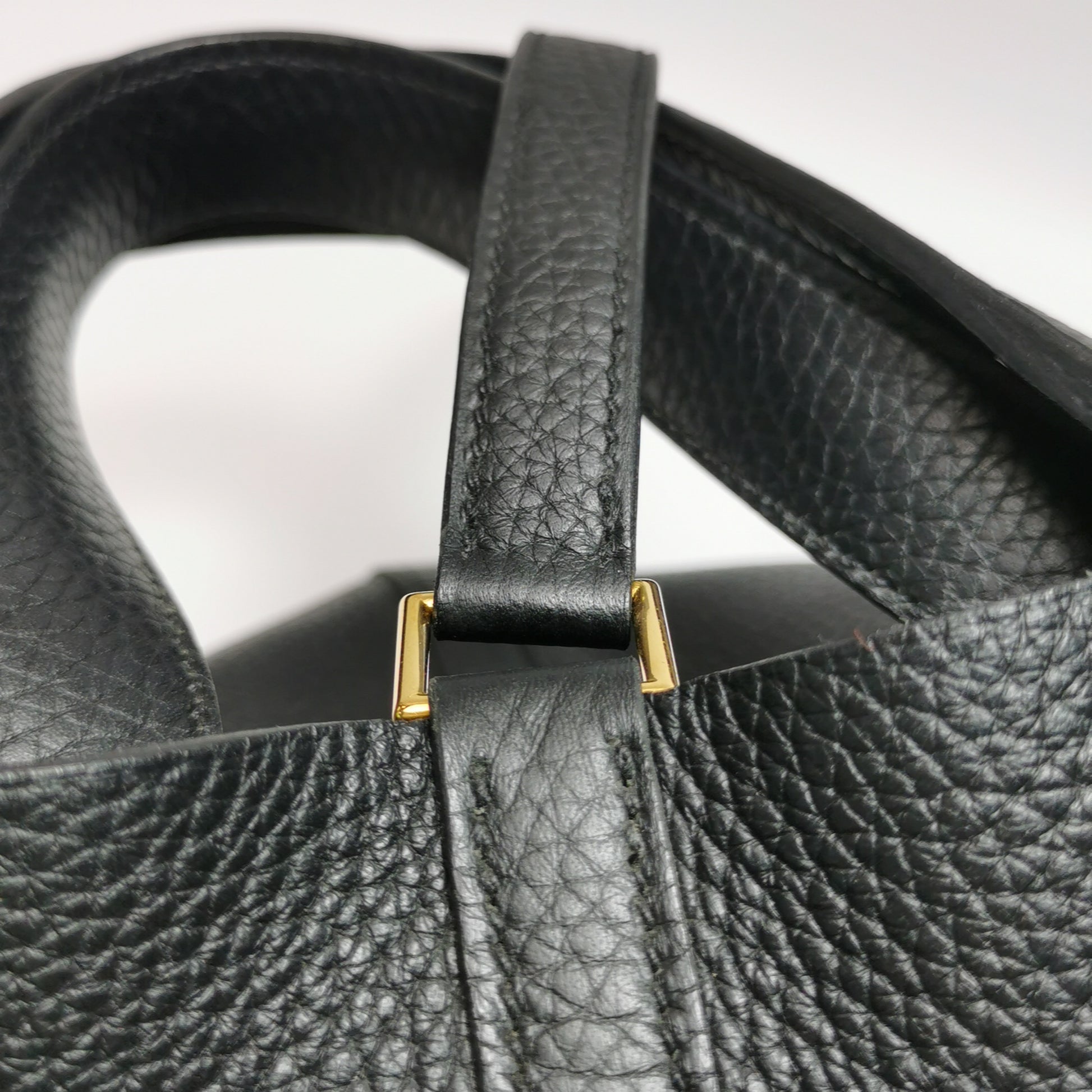 Hermès Picotin 18 Clemence Black GHW