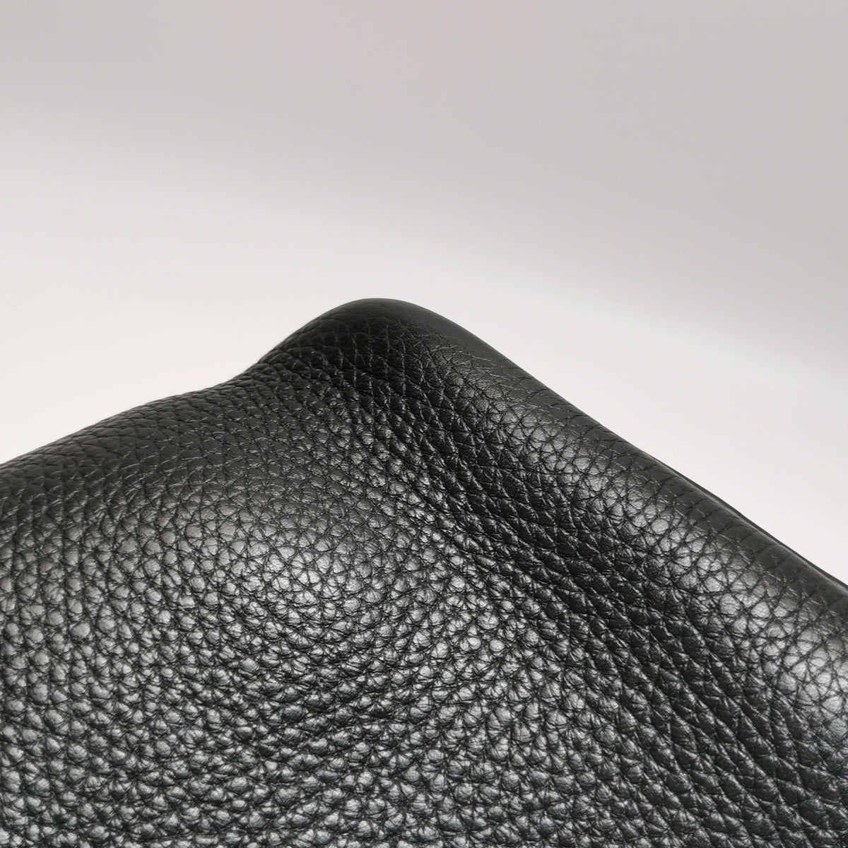 Hermès Picotin 18 Black Taurillon Clemence