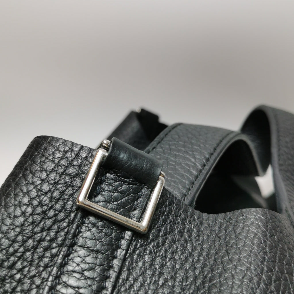 Hermès Picotin 18 Black Taurillon Clemence