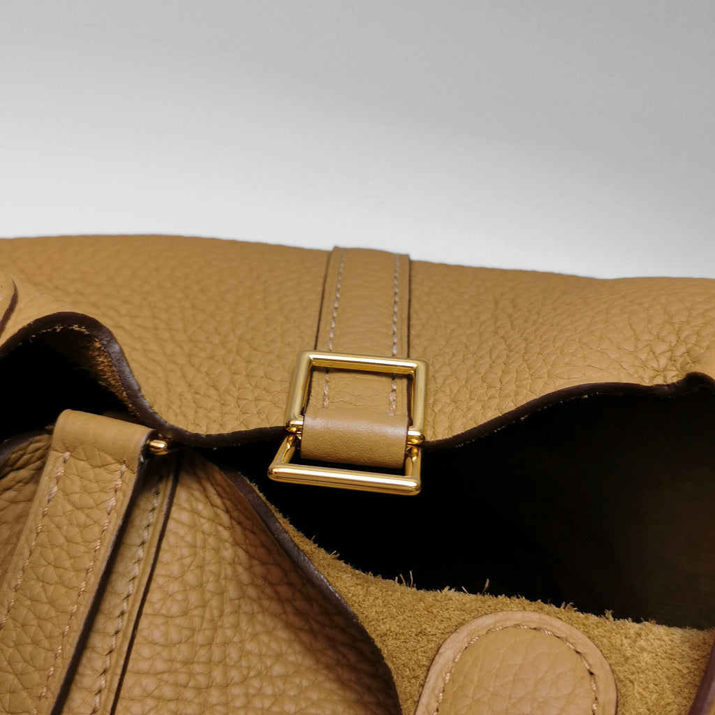 Hermès Picotin 18 Biscuit Taurillon Clemence