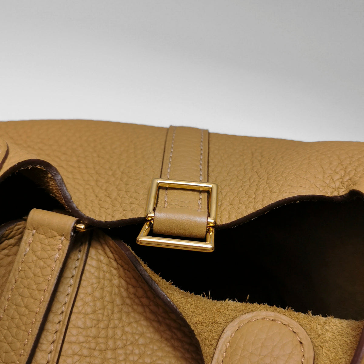 Hermès Picotin 18 Biscuit Taurillon Clemence