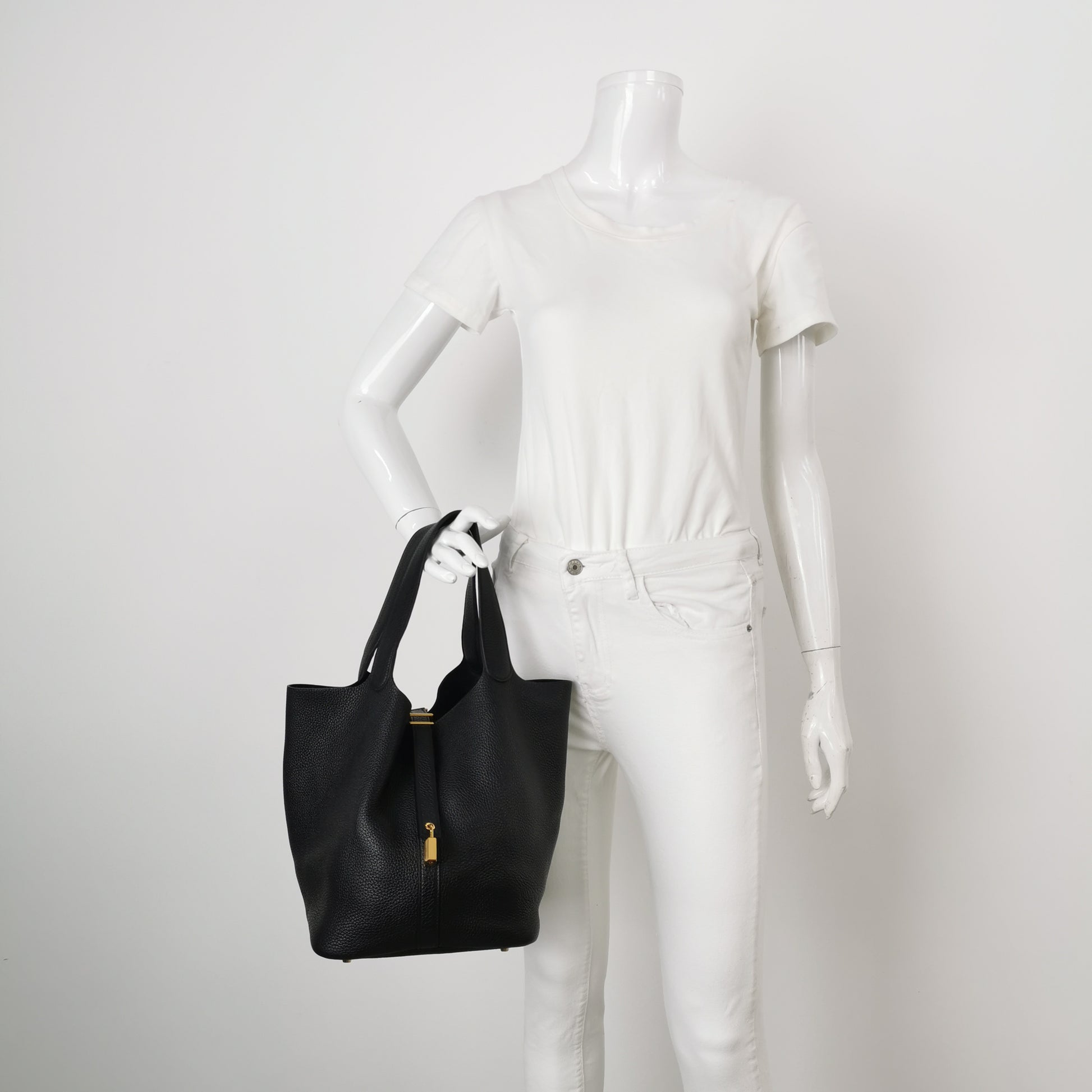 Hermès Picotin 26 Clemence Black GHW
