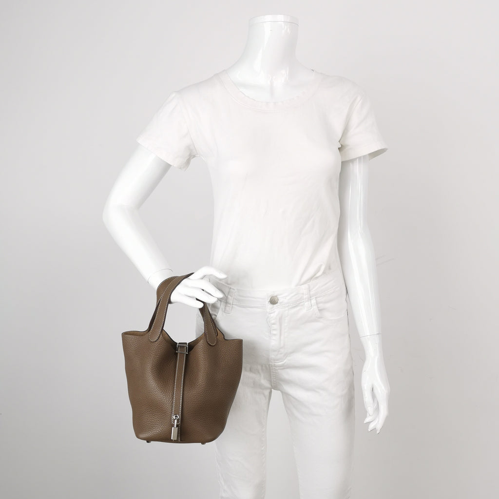 Hermès Picotin 18 Taurillon Clemence Etoupe