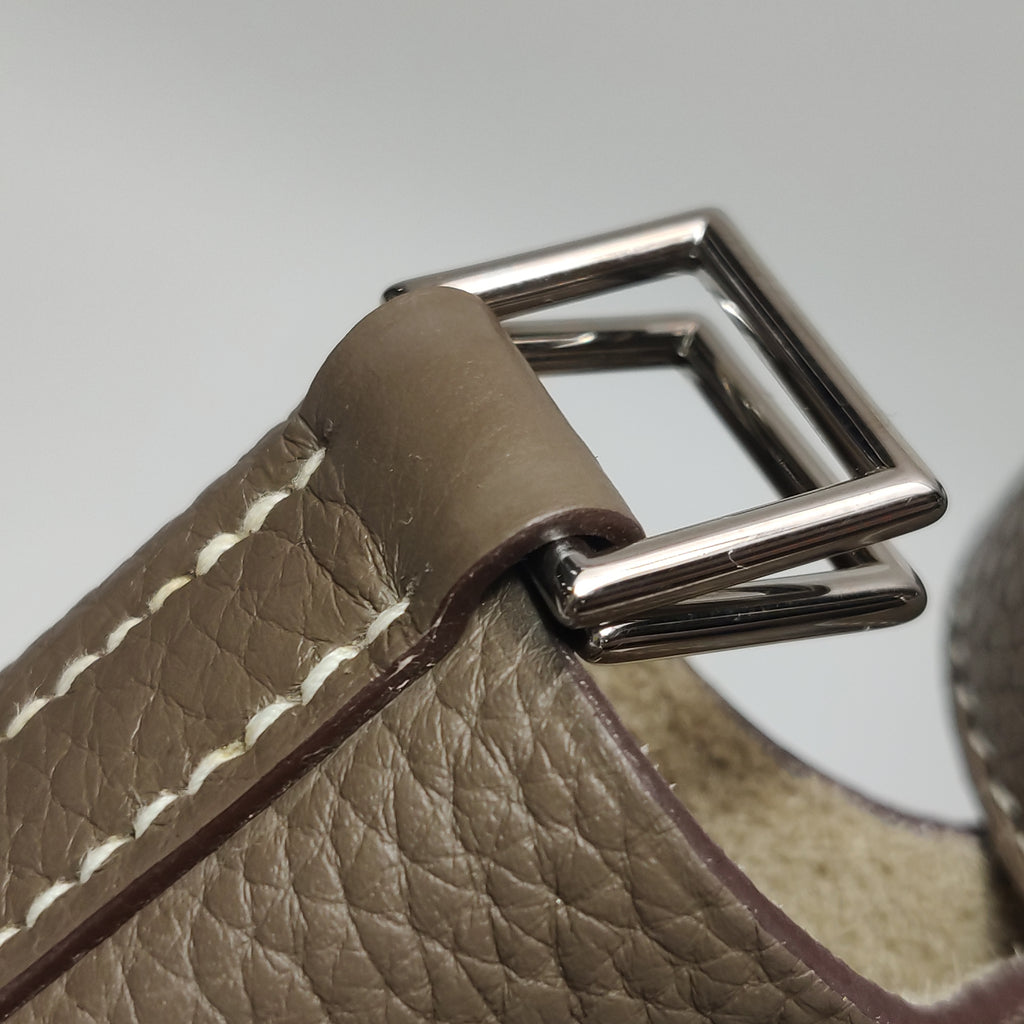Hermès Picotin 18 Taurillon Clemence Etoupe
