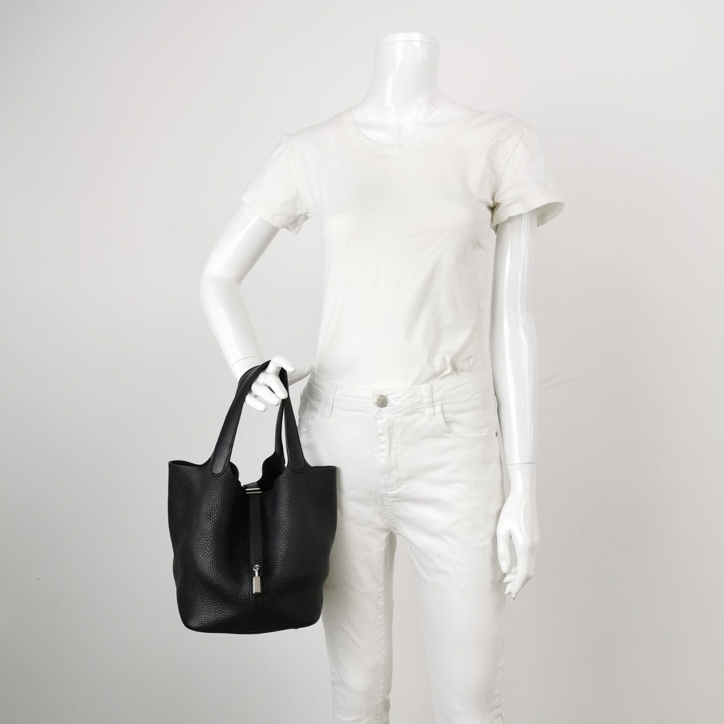 Hermès Picotin 22 Taurillon Clemence Black