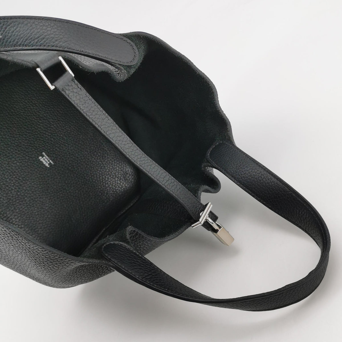 Hermès Picotin 22 Taurillon Clemence Black
