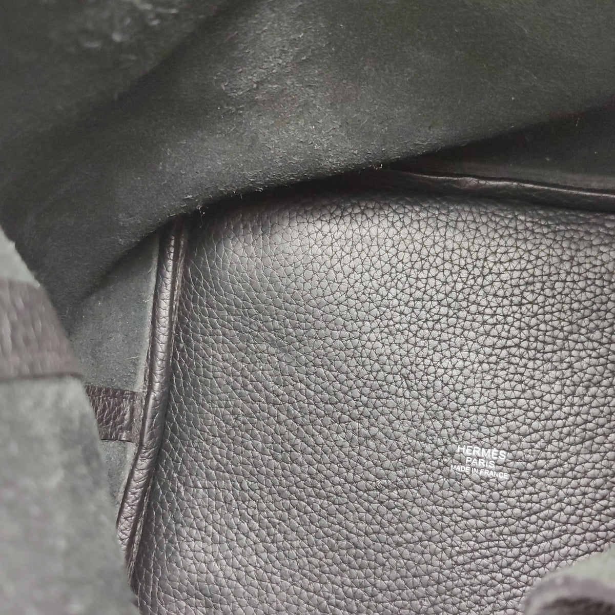Hermès Picotin 22 Taurillon Clemence Black