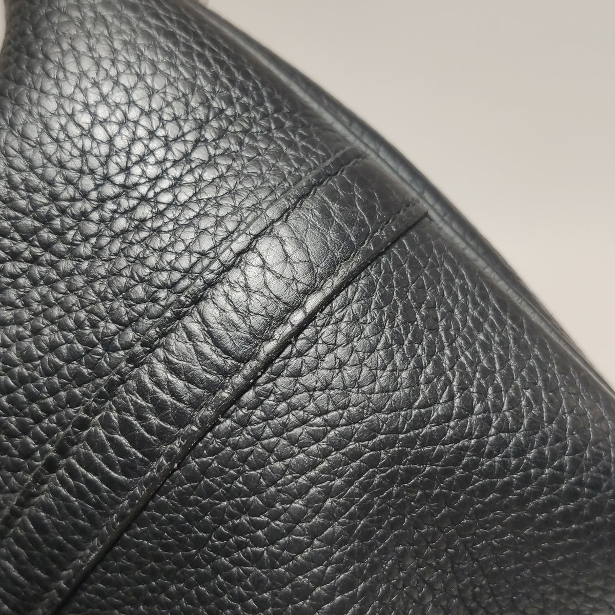 Hermès Picotin 22 Taurillon Clemence Black