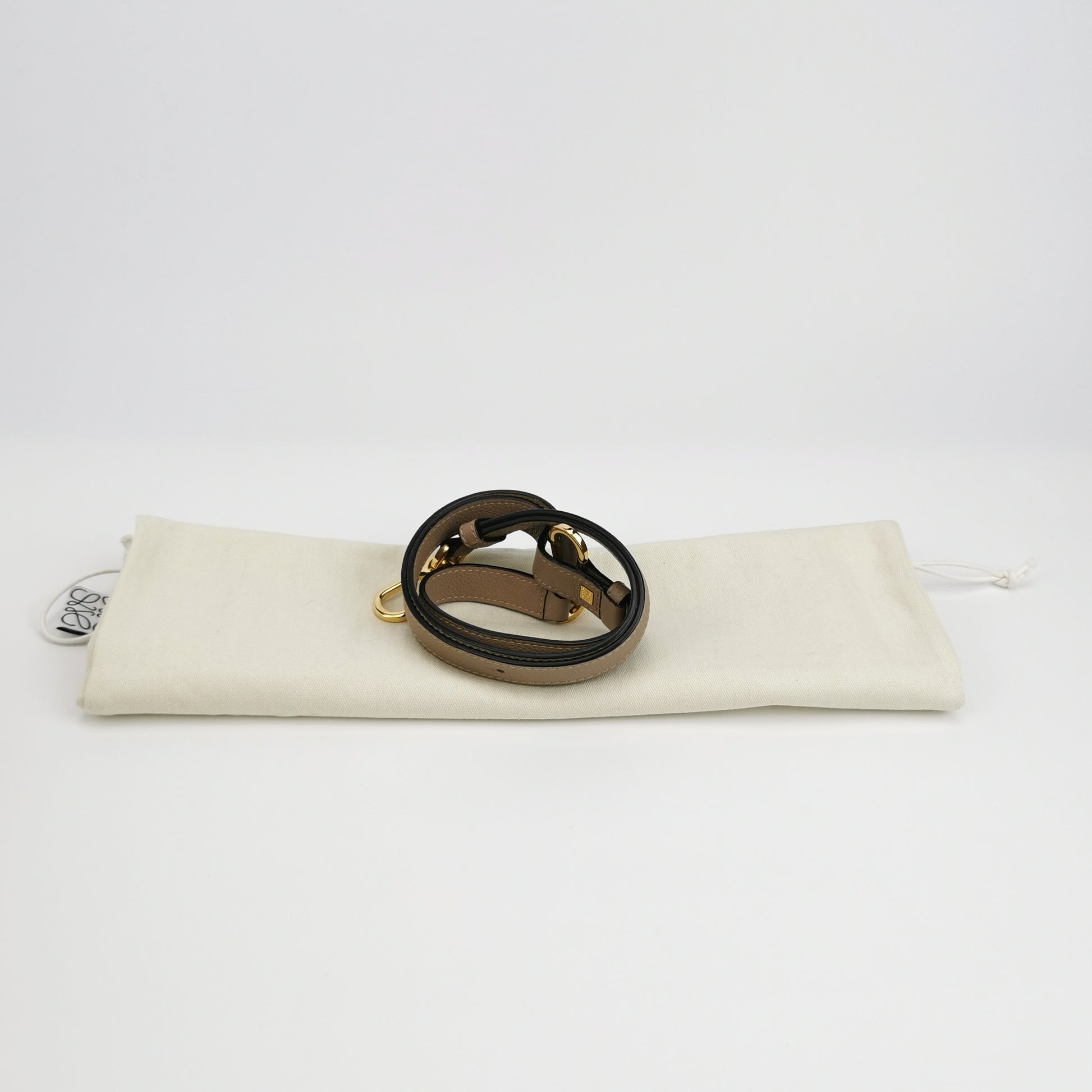 Loewe Puzzle Small Grained Sand GHW