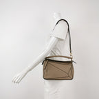 Loewe Puzzle Small Grained Sand GHW