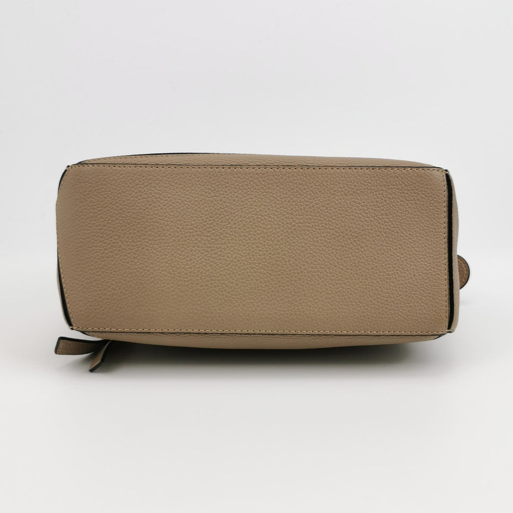 Loewe Puzzle Small Grained Sand GHW