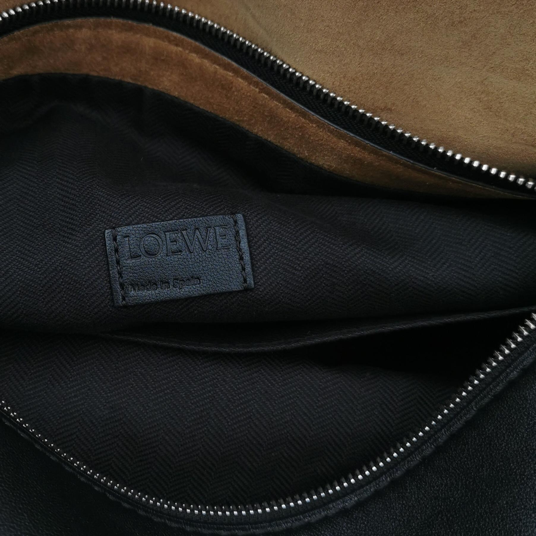 Loewe Puzzle Large Messenger Bag Black
