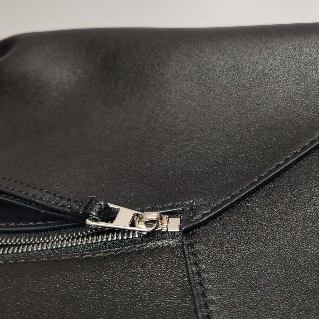 Loewe Puzzle Large Messenger Bag Black