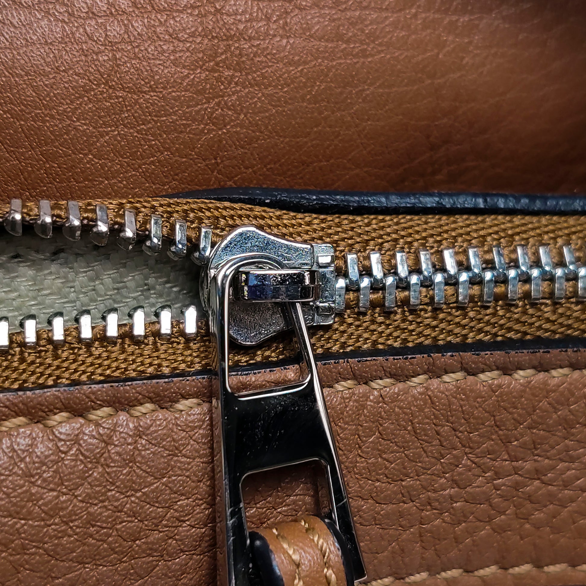 Loewe Puzzle Mini Tan
