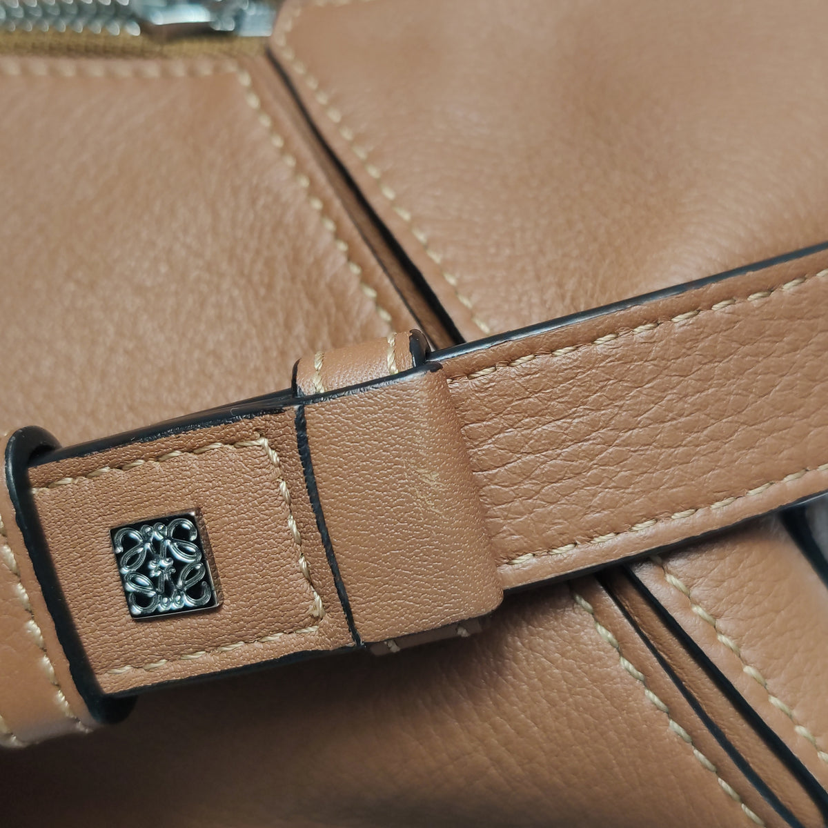 Loewe Puzzle Small Classic Calfskin Tan