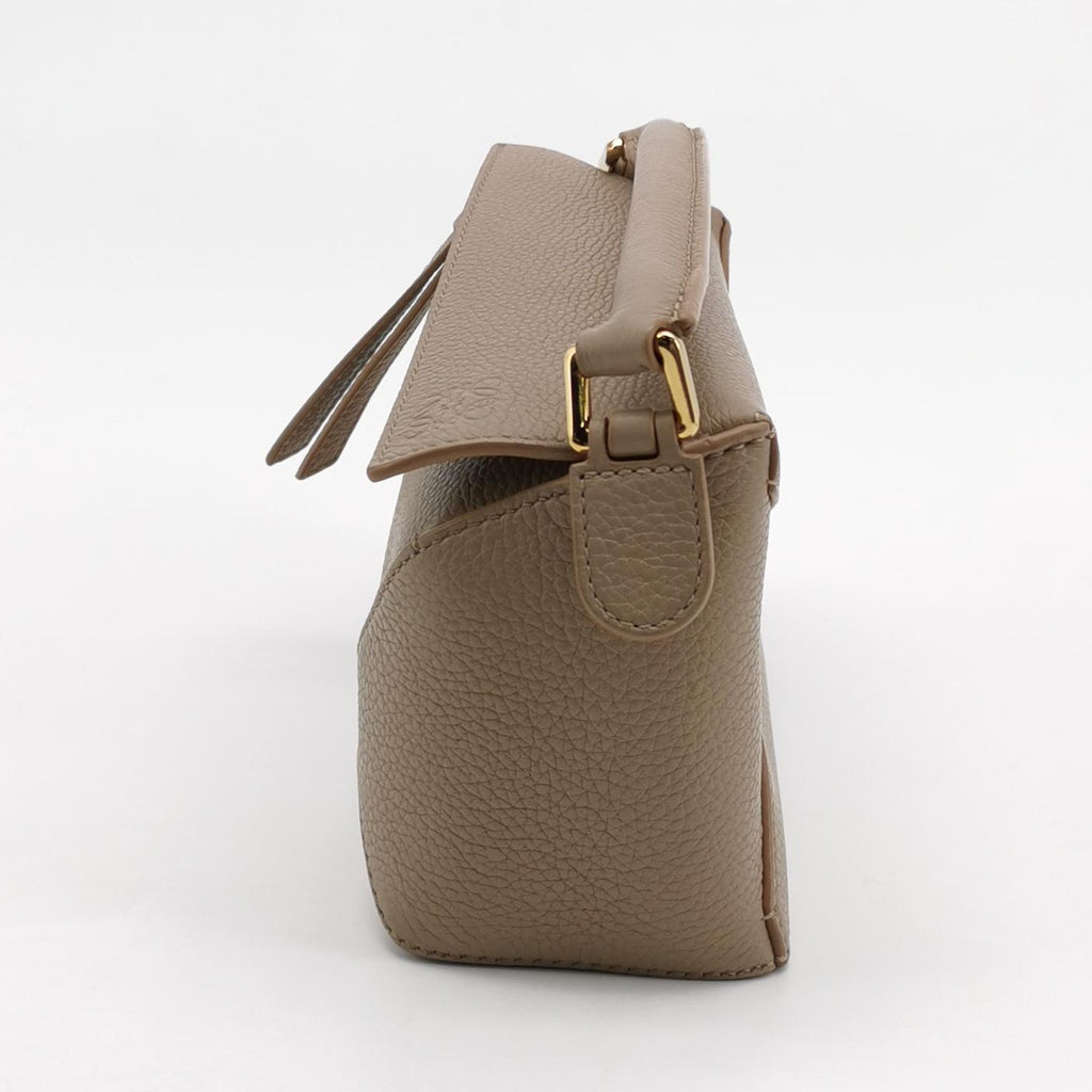 Loewe Puzzle Edge Mini Beige