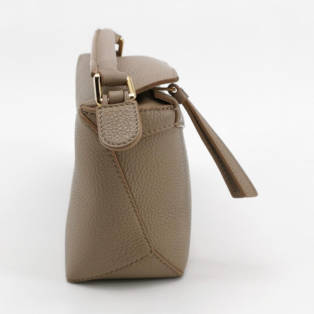 Loewe Puzzle Edge Mini Beige