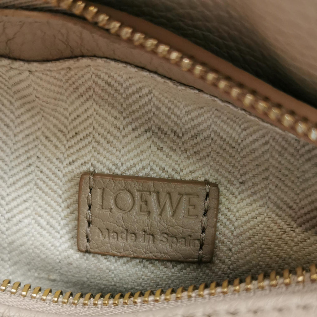 Loewe Puzzle Edge Mini Beige