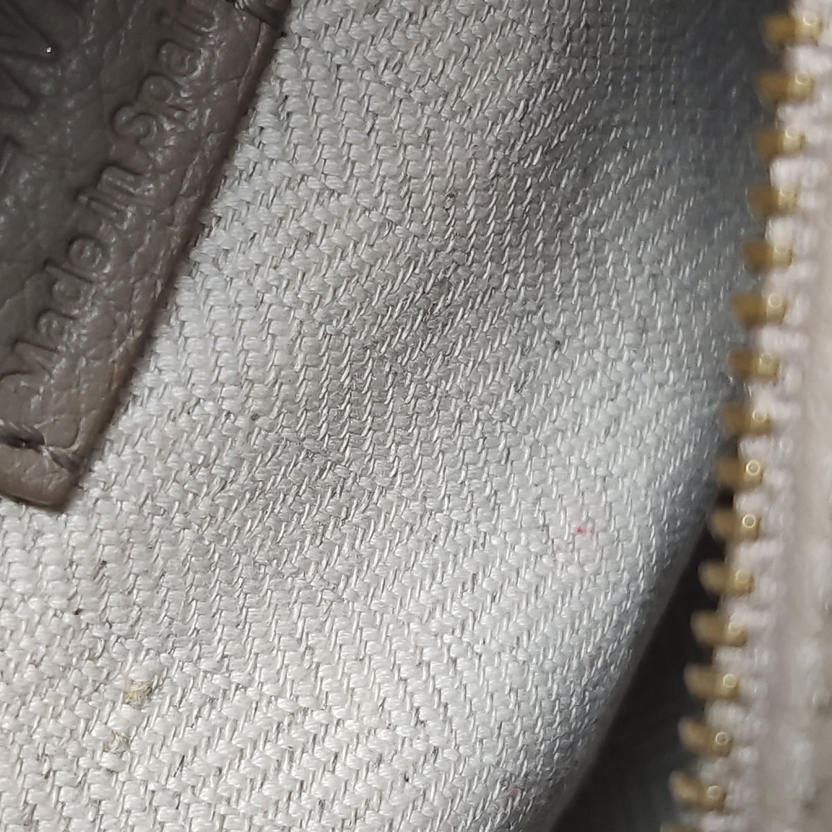 Loewe Puzzle Edge Mini Beige