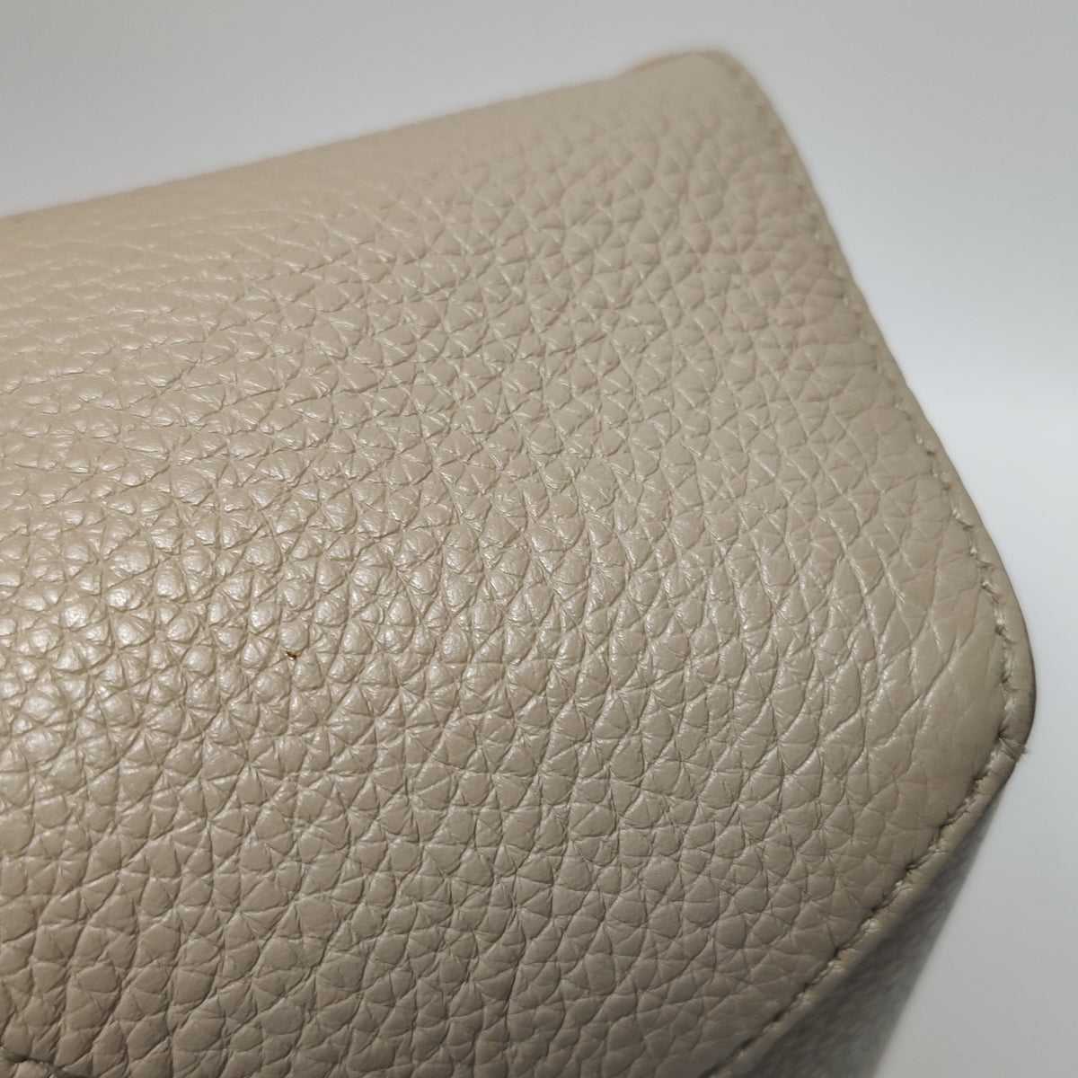 Loewe Puzzle Edge Mini Beige