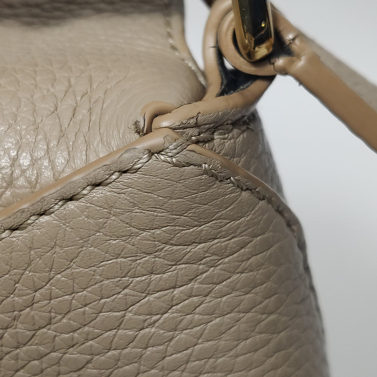 Loewe Puzzle Edge Mini Beige
