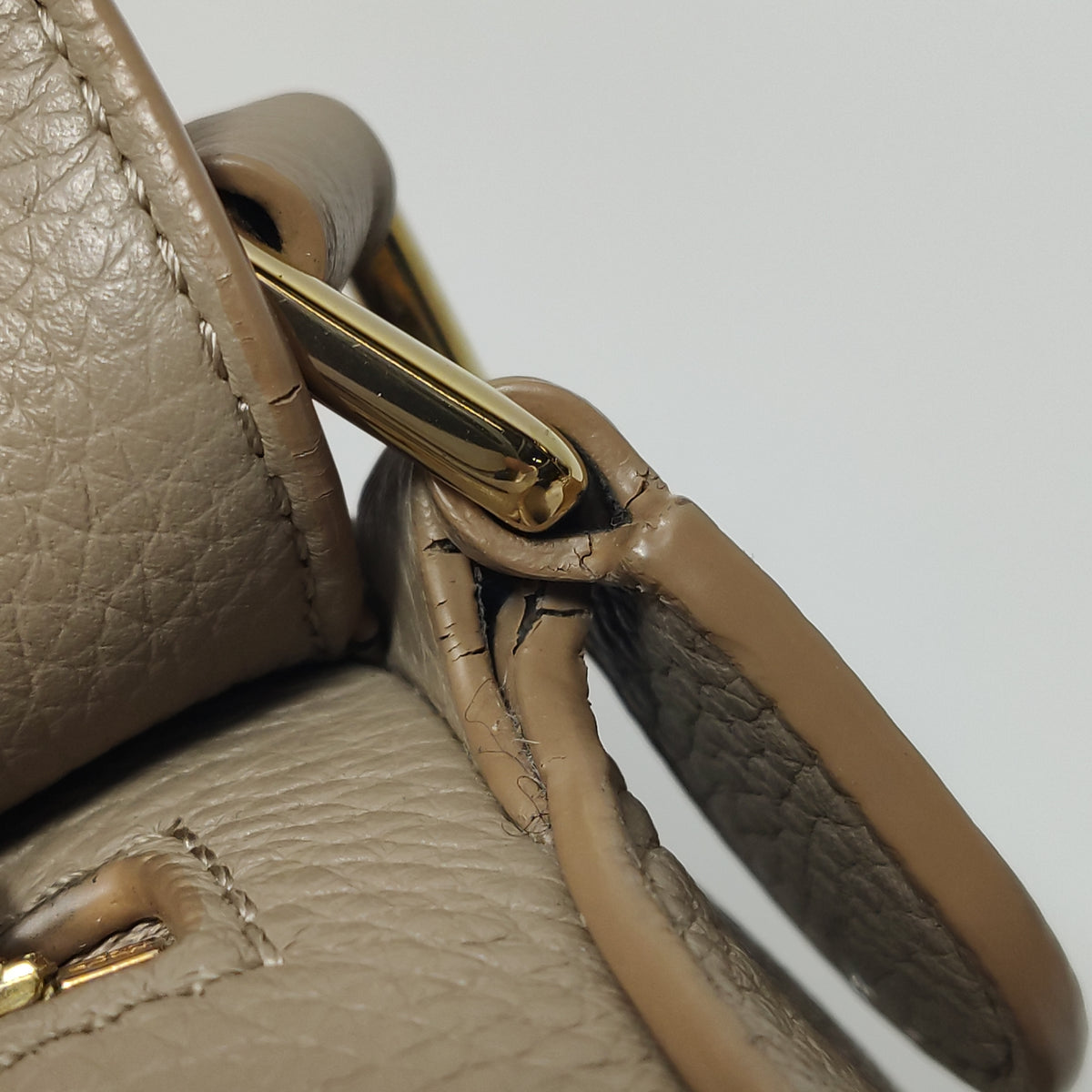 Loewe Puzzle Edge Mini Beige