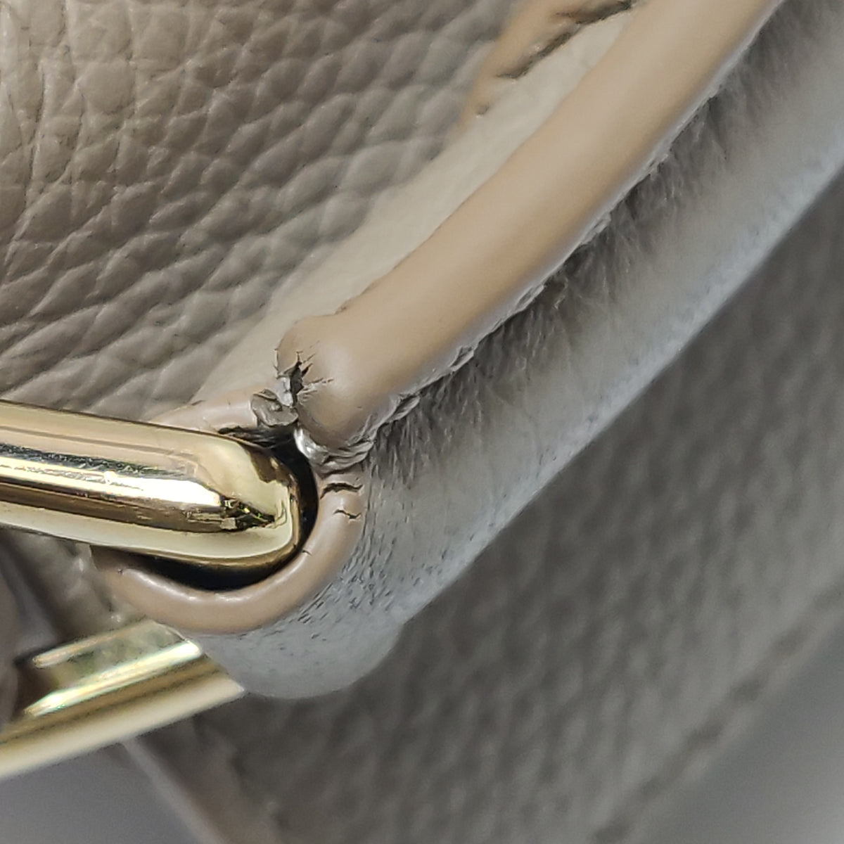 Loewe Puzzle Edge Mini Beige