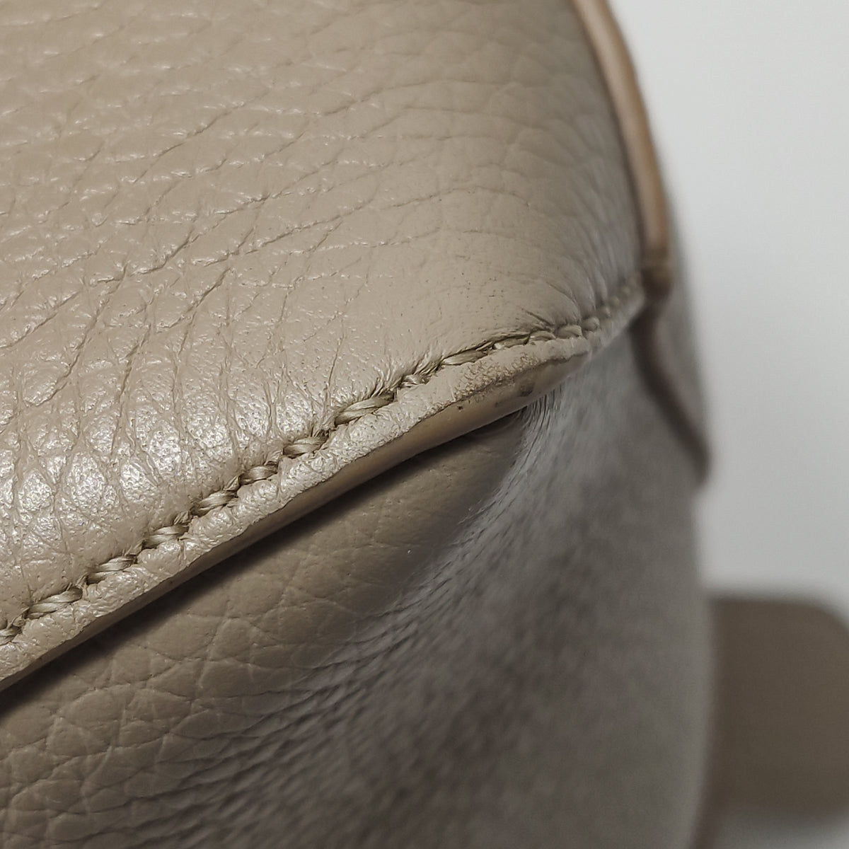 Loewe Puzzle Edge Mini Beige