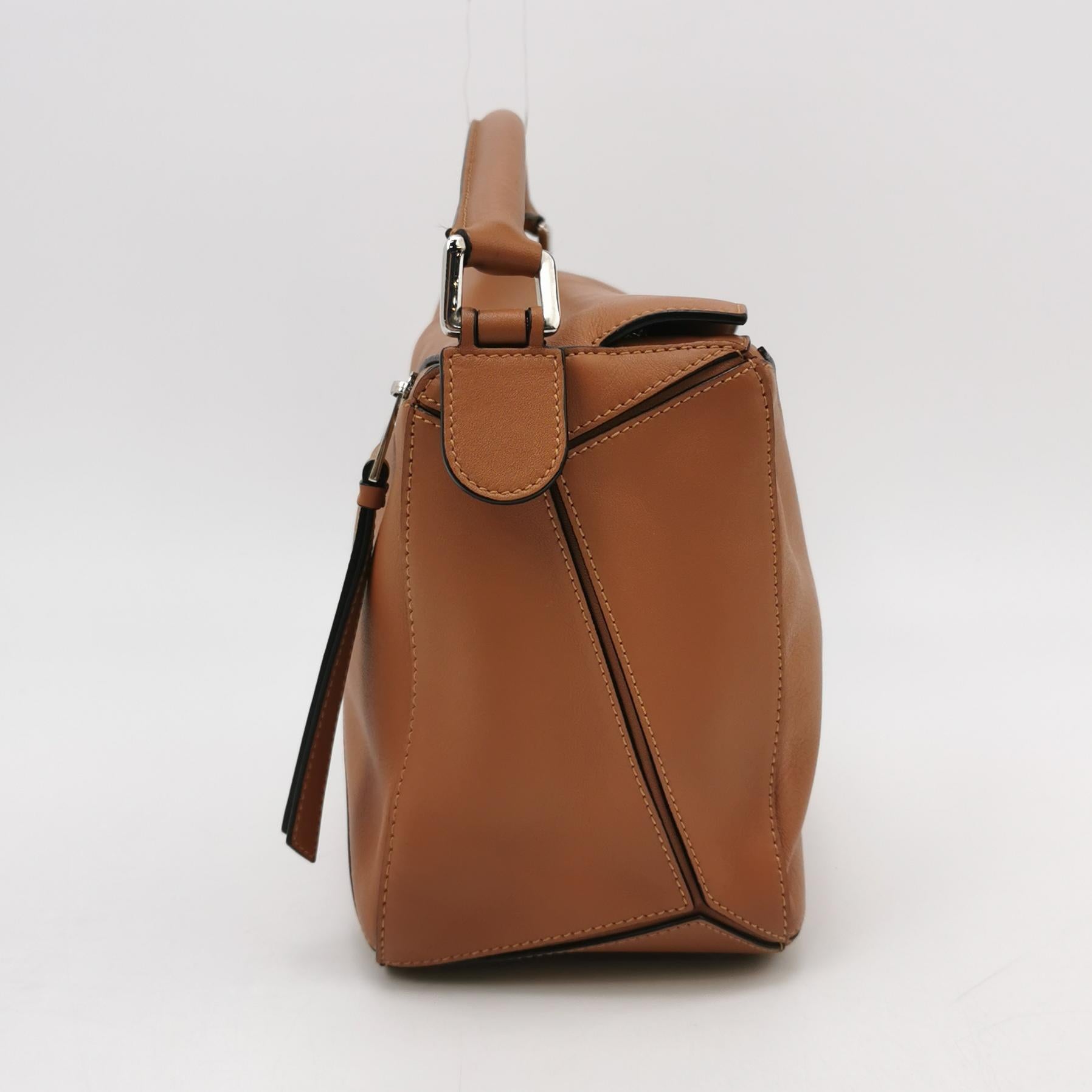 Loewe Puzzle Medium Calfskin Tan