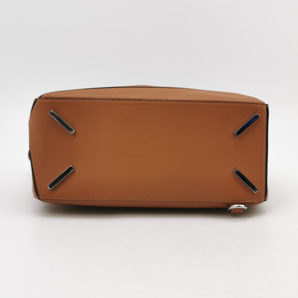 Loewe Puzzle Medium Calfskin Tan