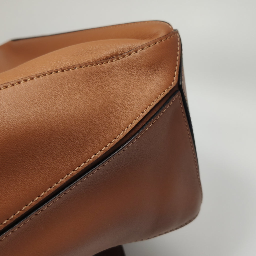Loewe Puzzle Medium Calfskin Tan