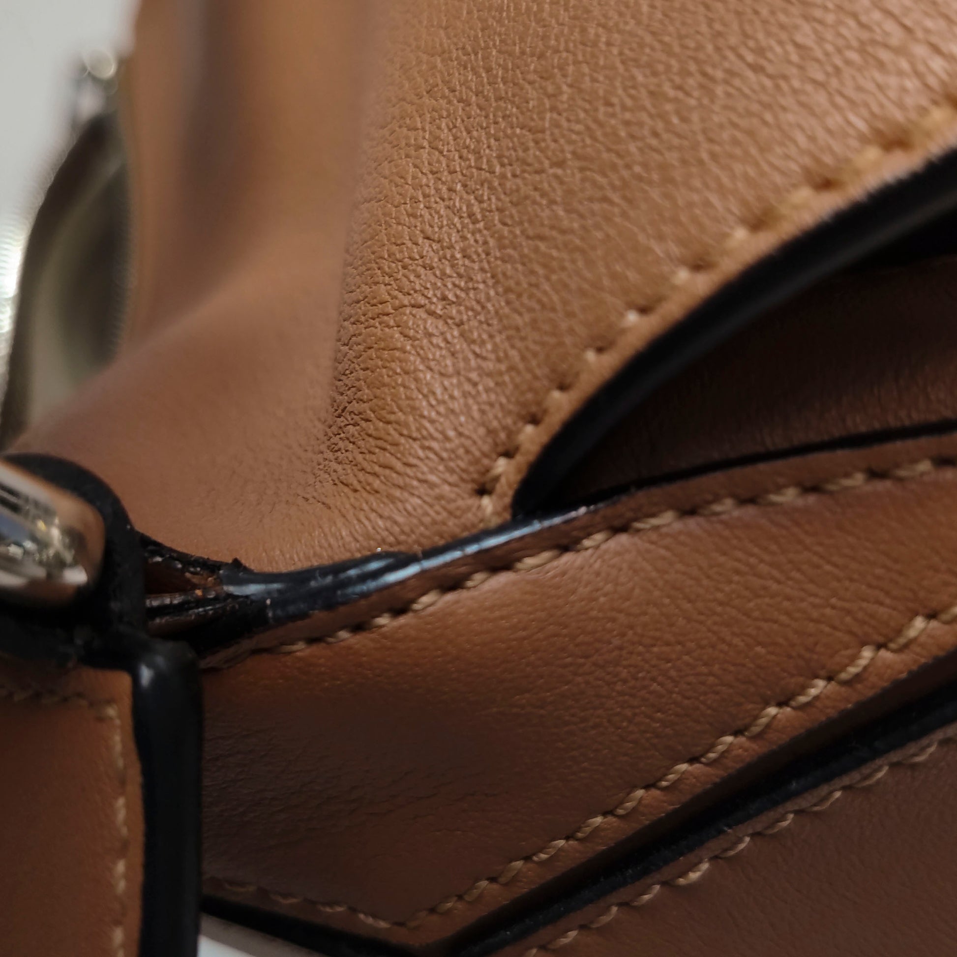 Loewe Puzzle Medium Calfskin Tan
