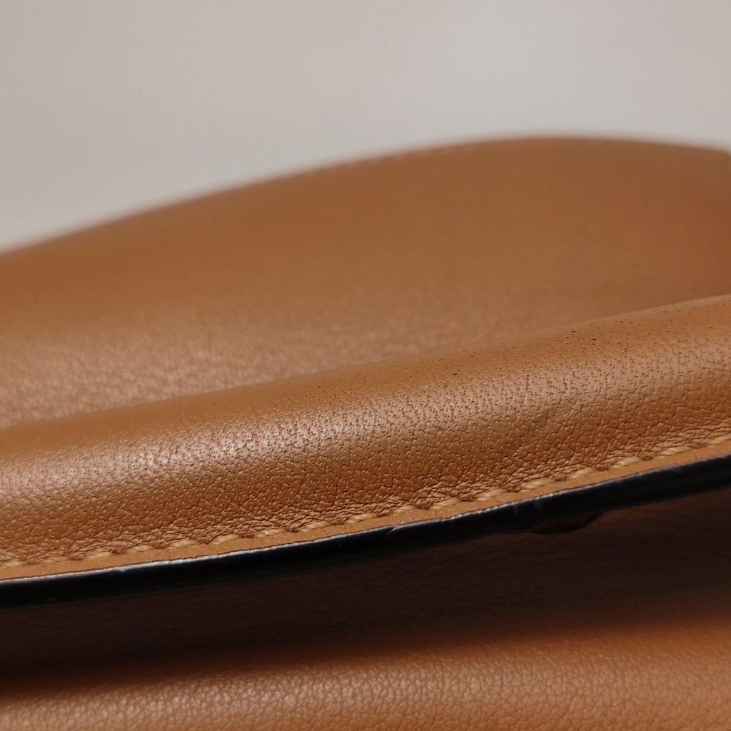 Loewe Puzzle Medium Calfskin Tan