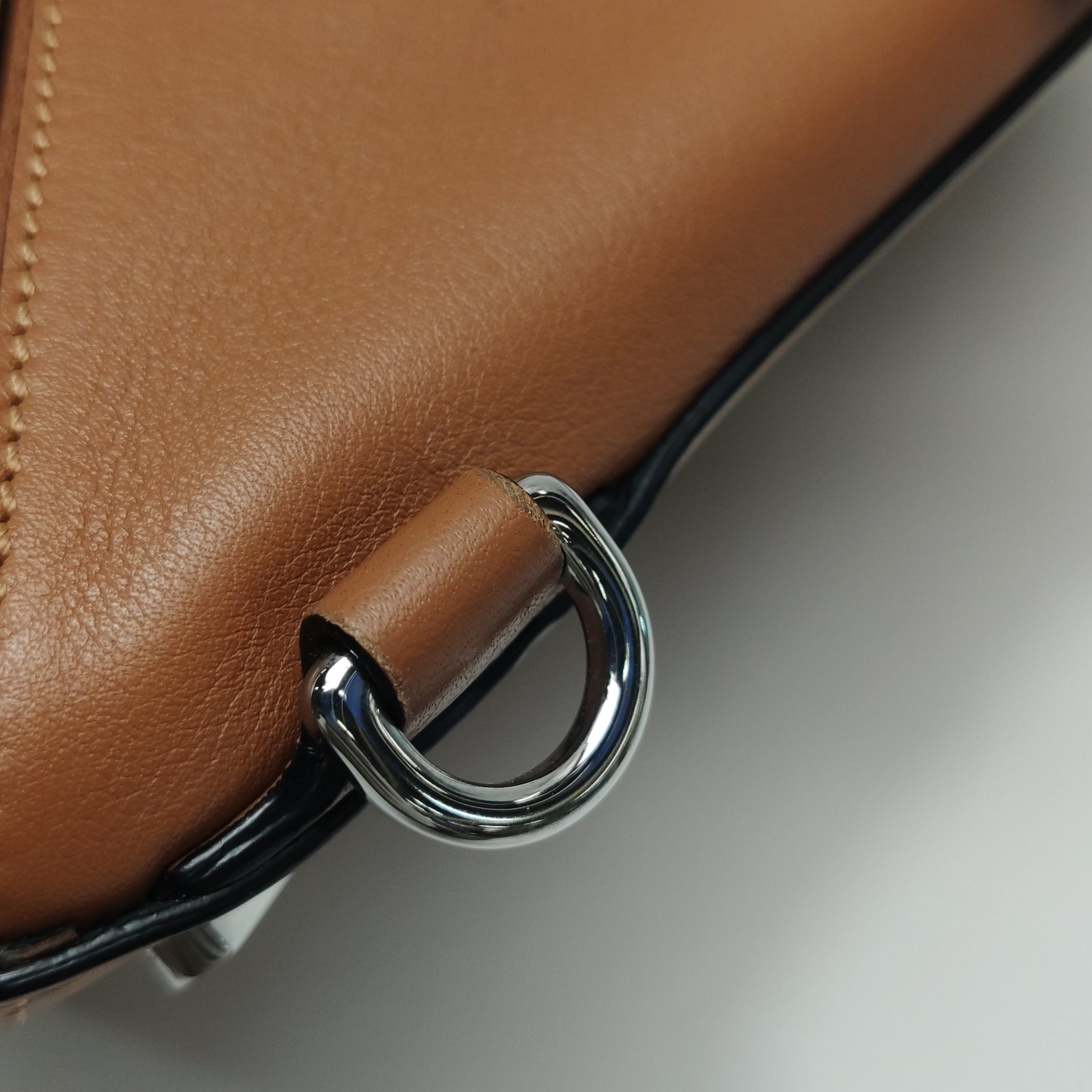 Loewe Puzzle Medium Calfskin Tan